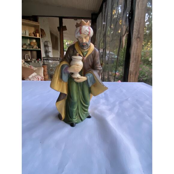 VTG OWell Figurine Wise w Man Urn & crown Grandeur Noel Nativity Replacement EUC - Picture 2 of 8